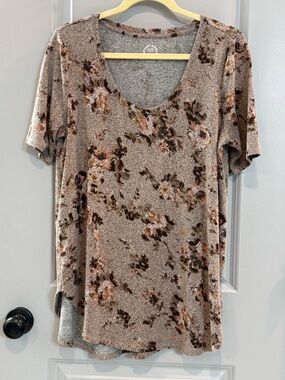 Maurices Taupe Floral Scoop Neck Knit Tunic